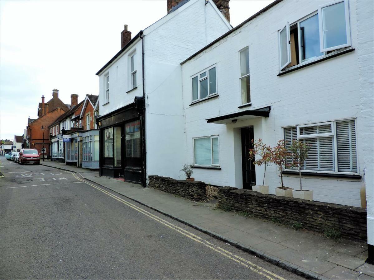 1 Bed Bagshot Pennyhill Accommodation Exterior foto